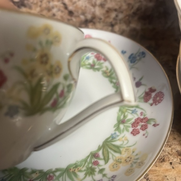 Floral Tea Cup and Saucer Set - Picture 3 of 5